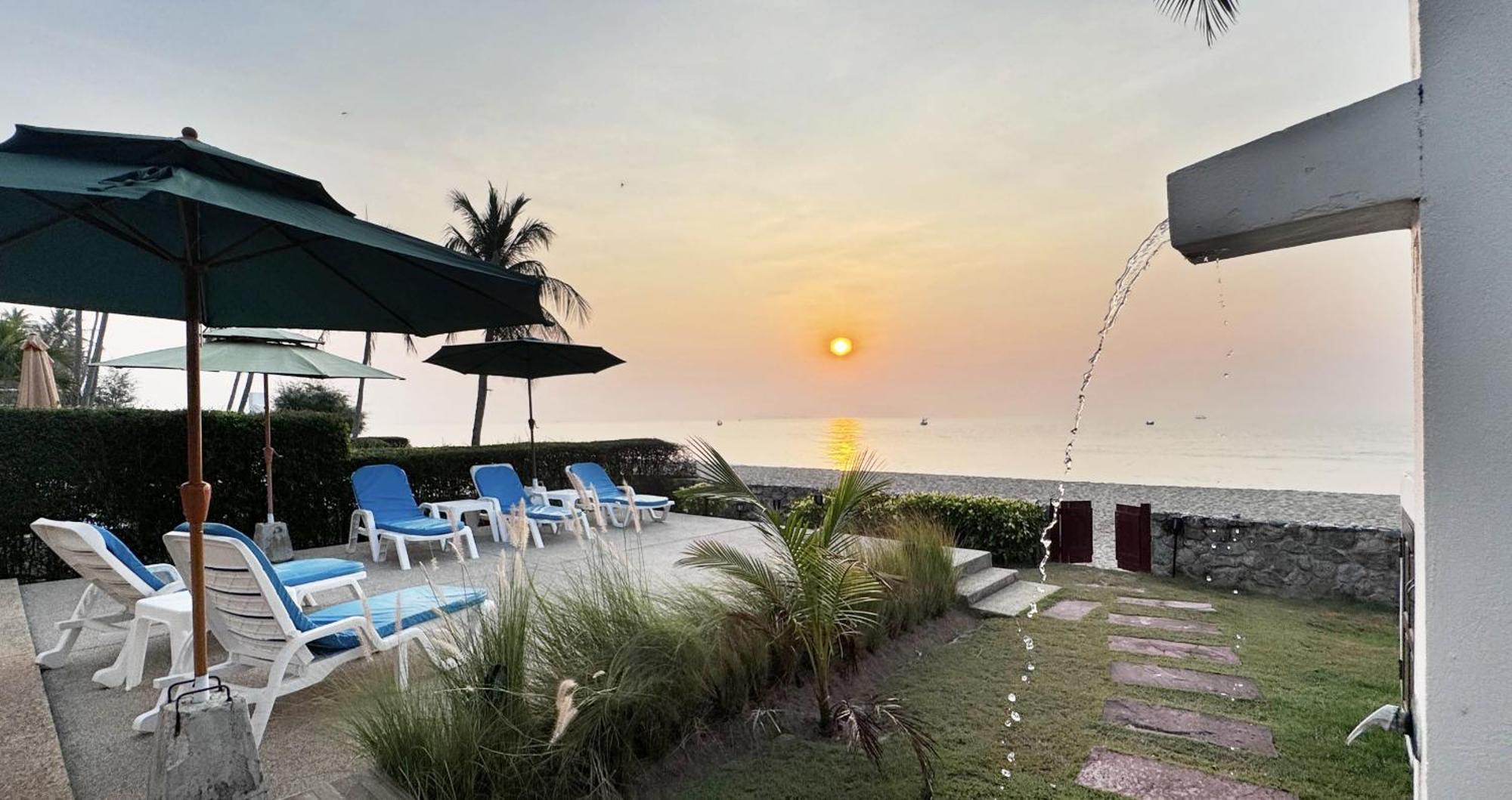 Absolute Beachfront Villa Ban Huai Yang Exterior foto