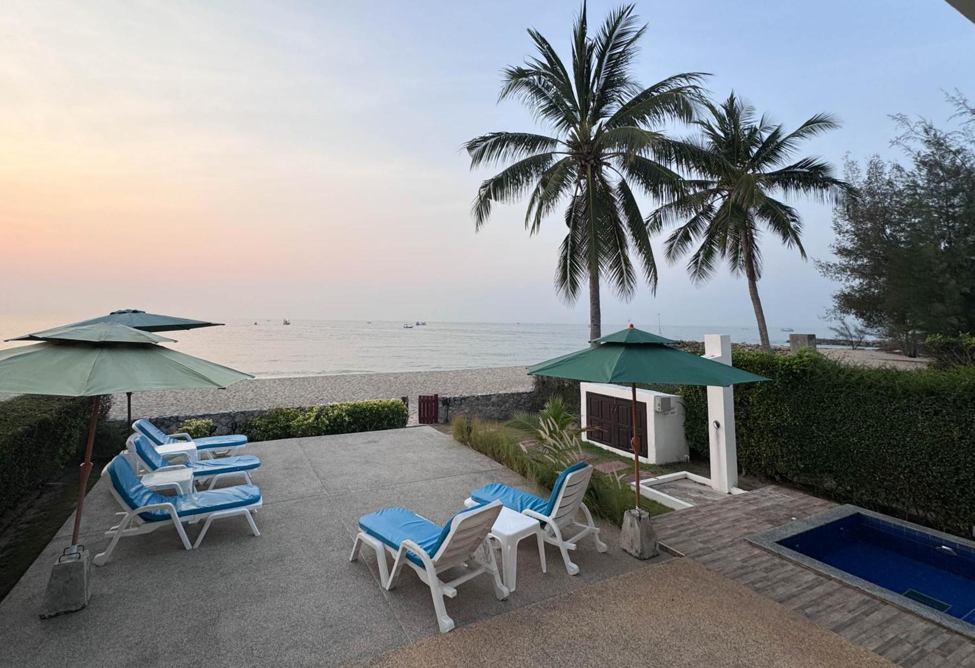 Absolute Beachfront Villa Ban Huai Yang Exterior foto